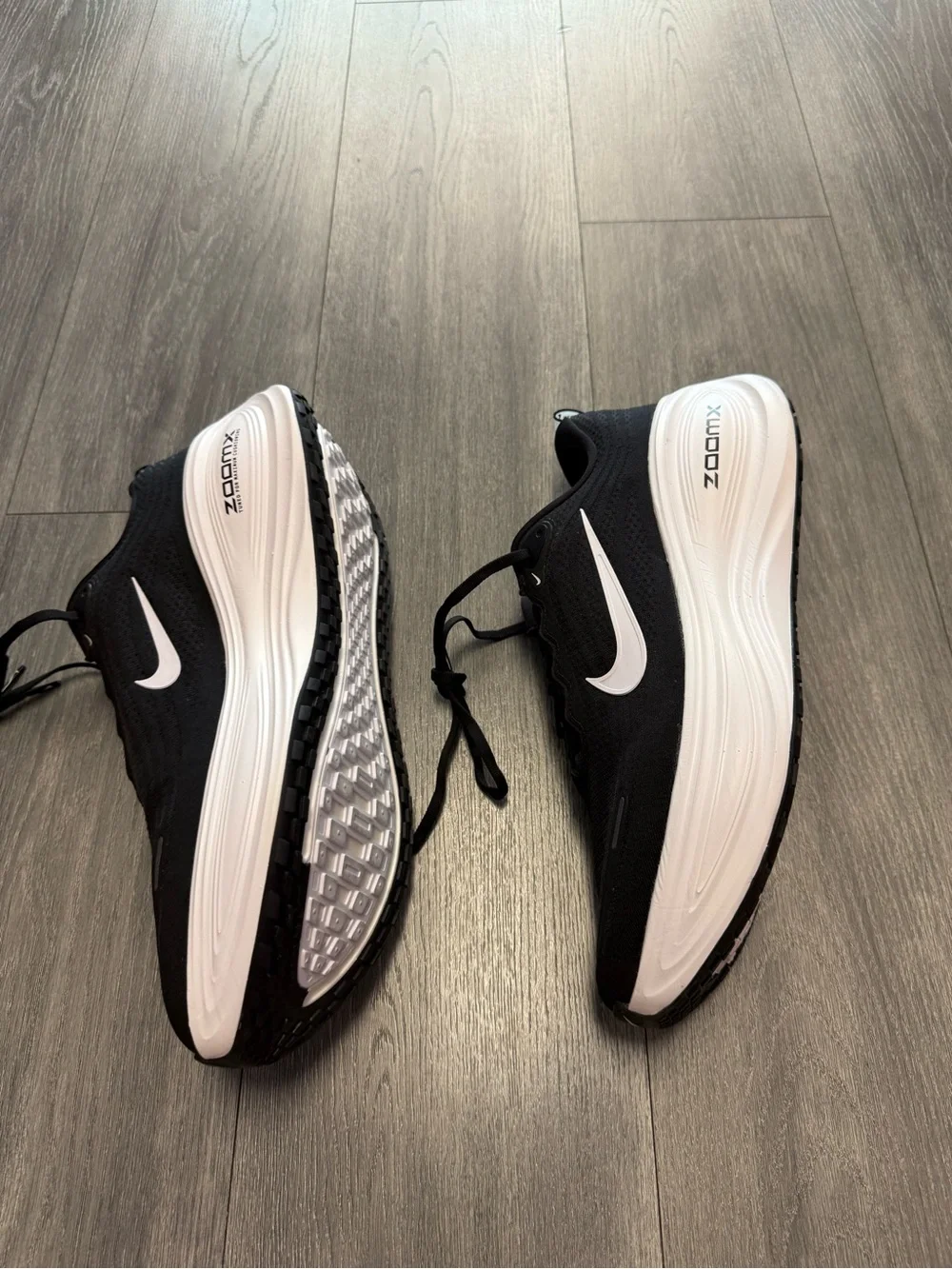 Men’s Size 14 WIDE Nike Vomero Plus Black White Wide Running Shoes IH3251-120